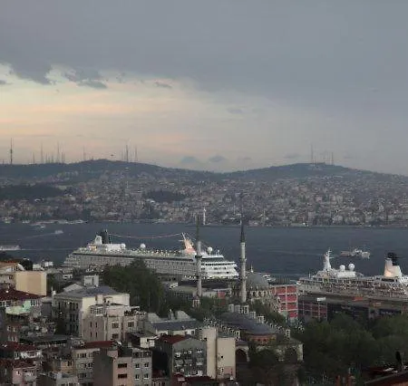 X Flats Galata Apartment